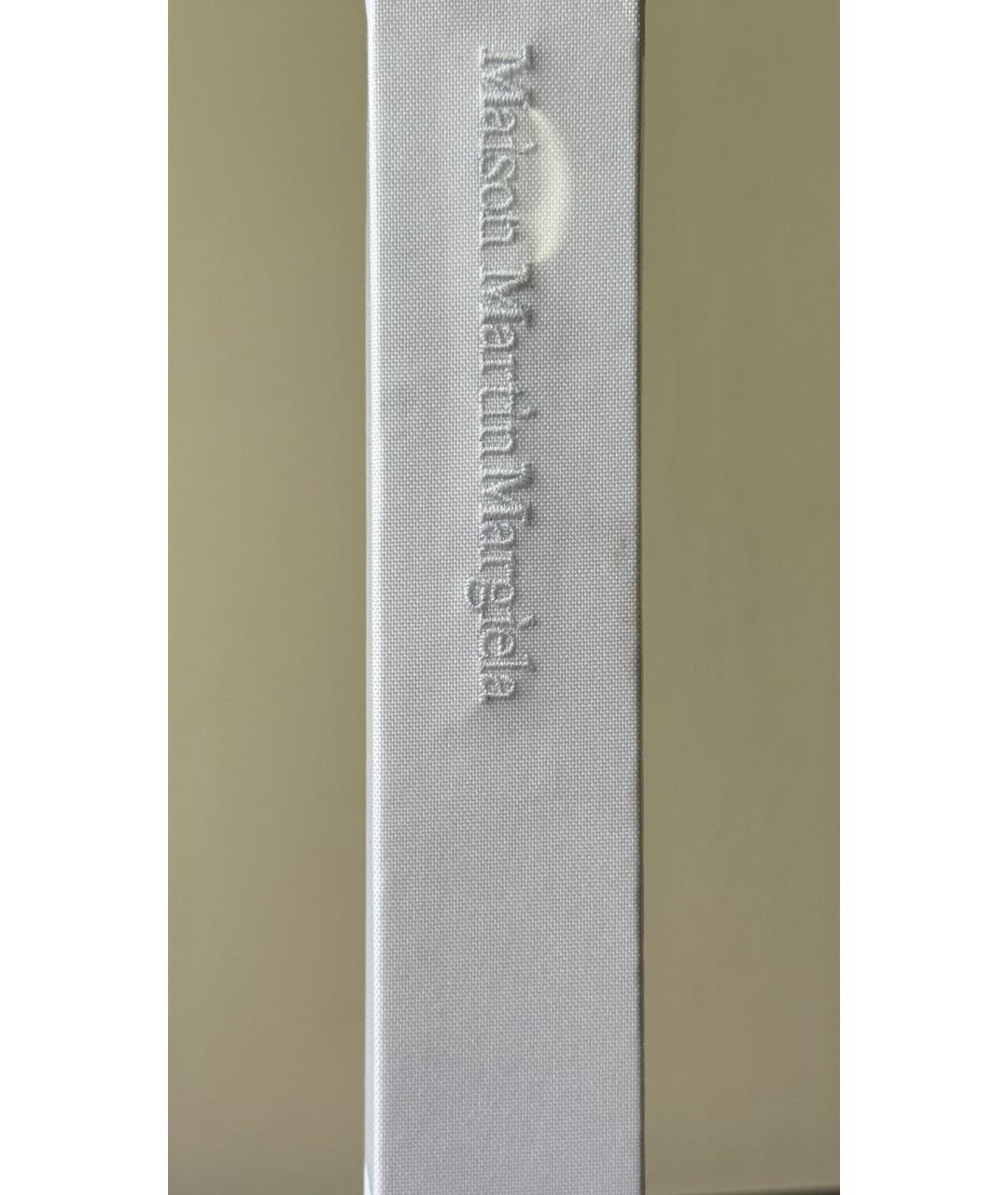 MAISON MARGIELA Белая книга, фото 4