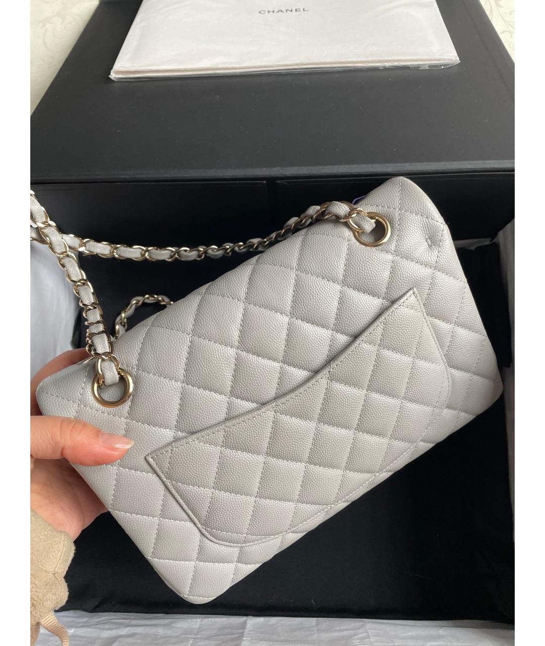 CHANEL Серая кожаная сумка через плечо, фото 3