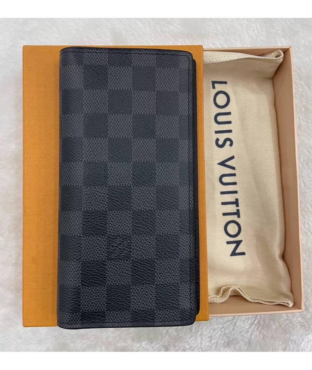 LOUIS VUITTON Черный кожаный кошелек, фото 1