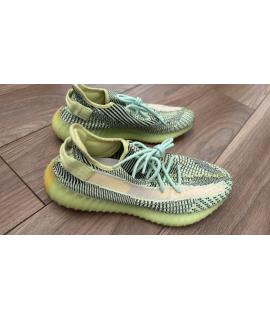 ADIDAS YEEZY Низкие кроссовки / кеды