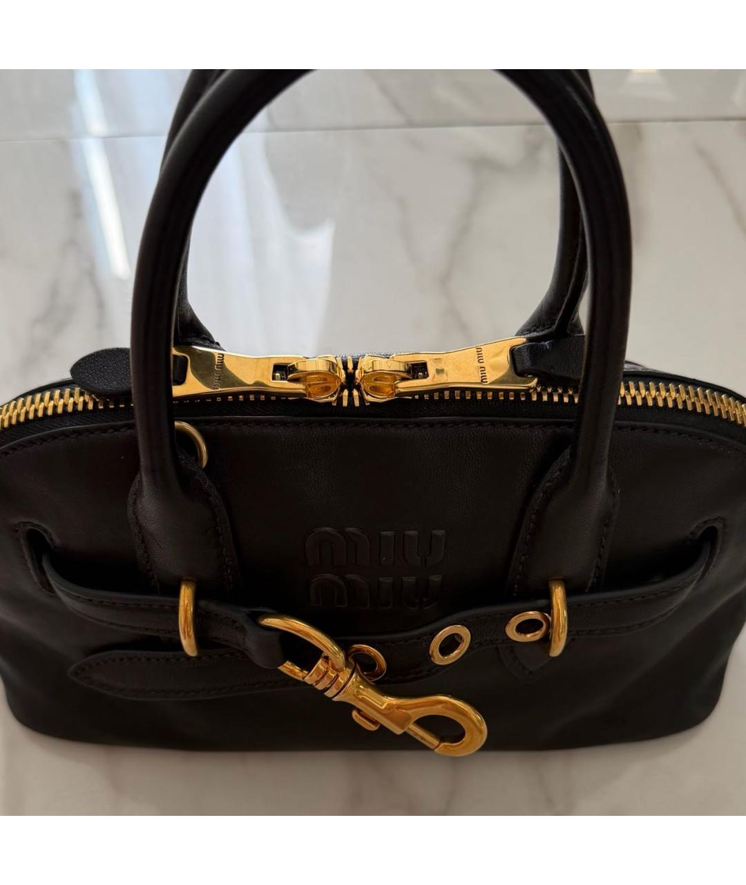 MIU MIU Черная кожаная сумка через плечо, фото 3