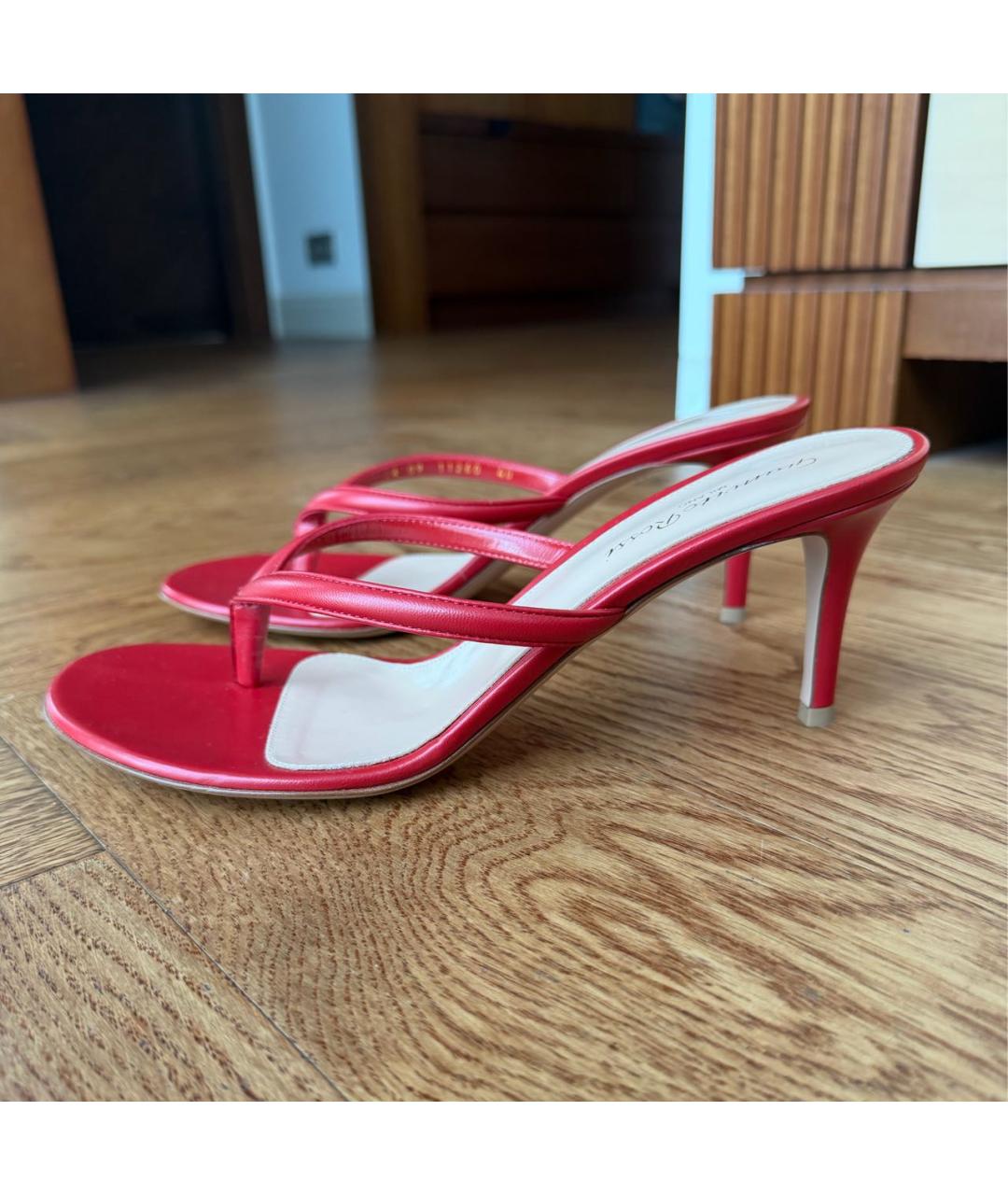 GIANVITO ROSSI Красные кожаные мюли, фото 6