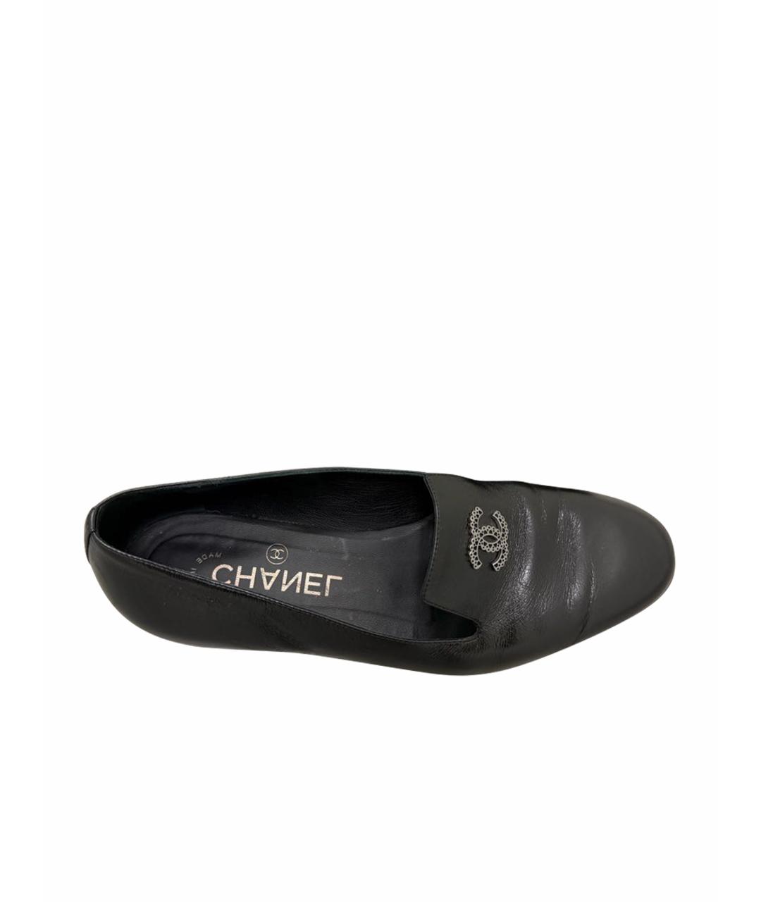 CHANEL Черные кожаные лоферы, фото 1
