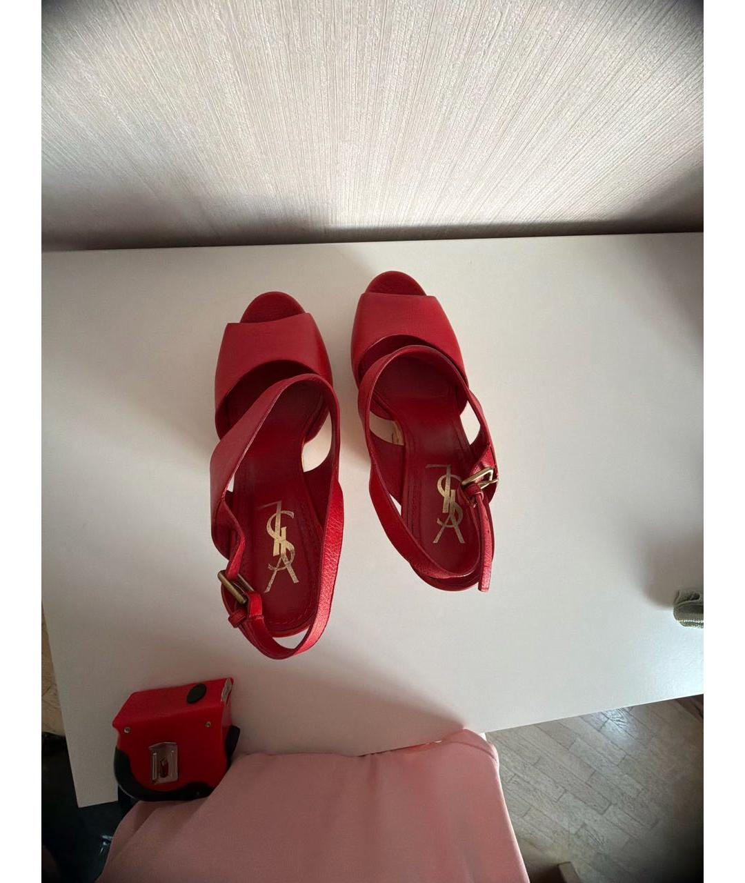 SAINT LAURENT Красные кожаные босоножки, фото 3