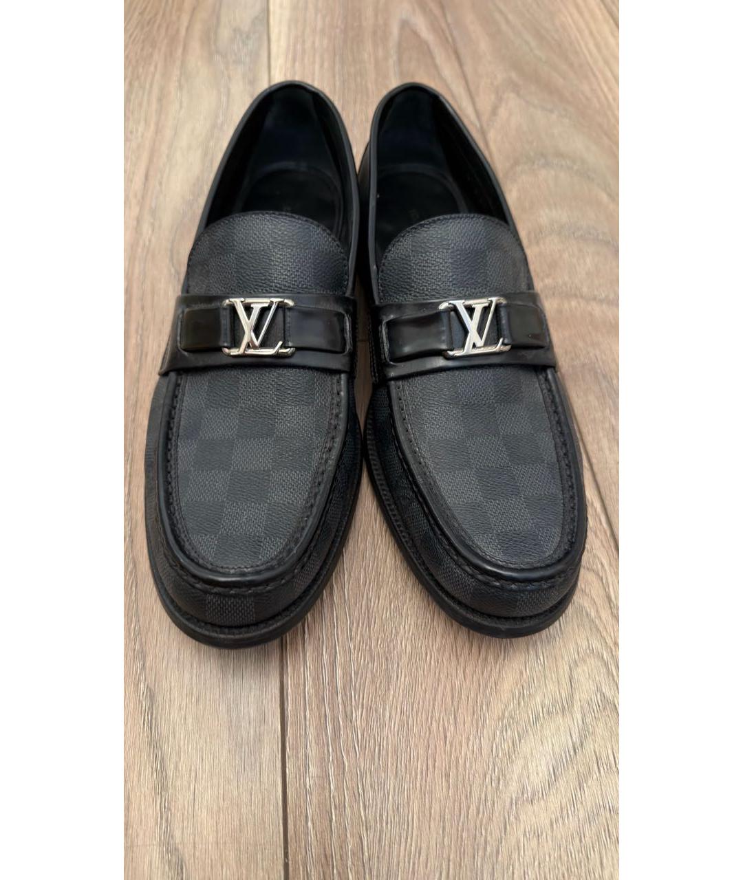 LOUIS VUITTON Антрацитовые кожаные лоферы, фото 2
