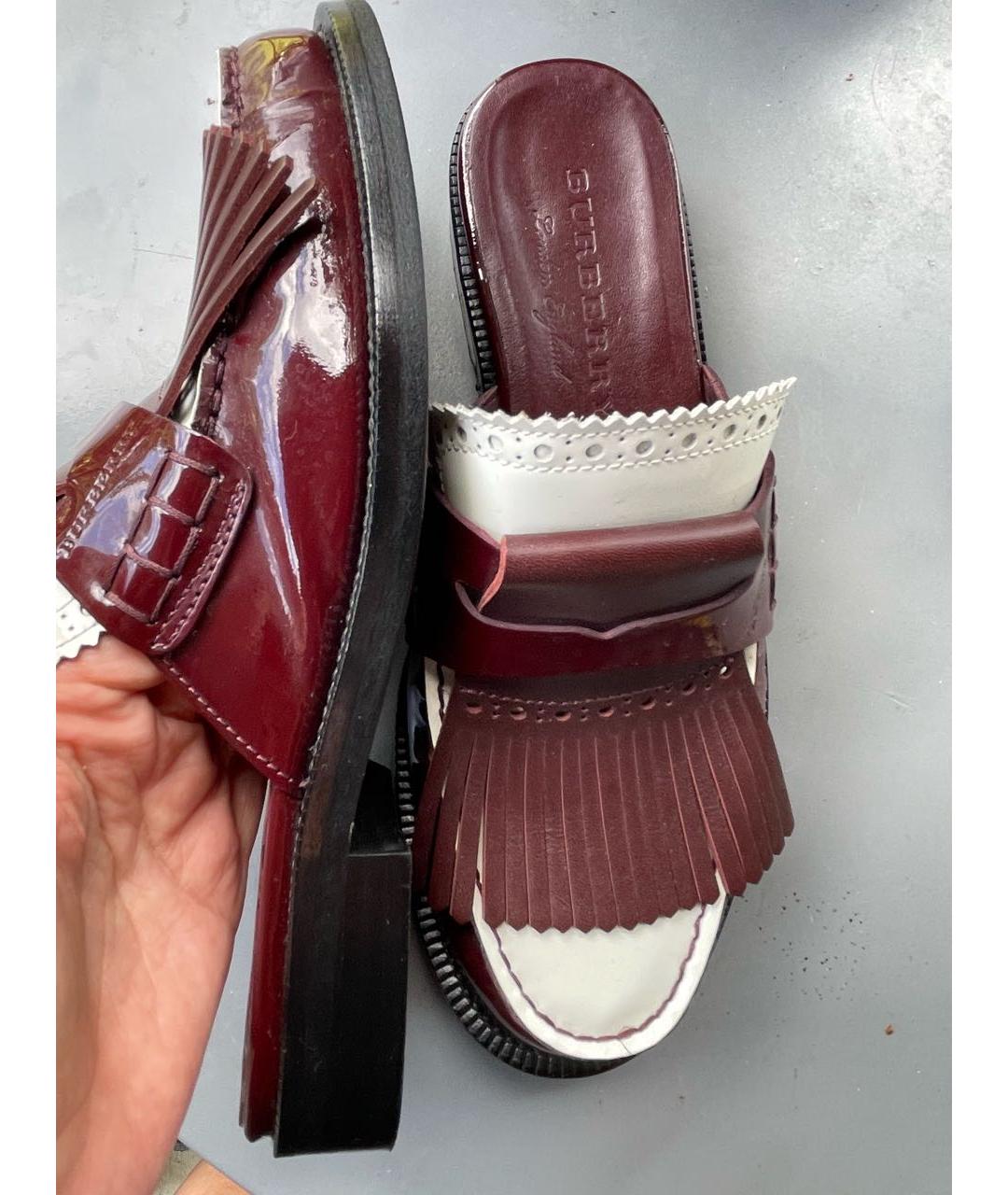 BURBERRY Бордовые сабо из лакированной кожи, фото 6