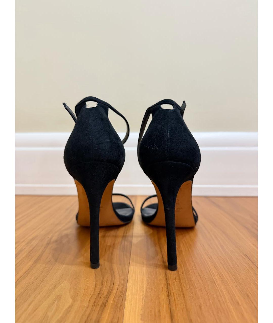 STUART WEITZMAN Черные замшевые босоножки, фото 4