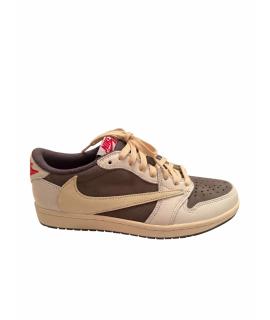 NIKE Кроссовки