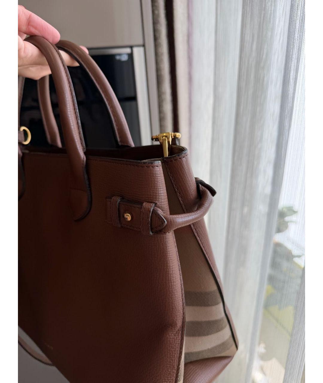 BURBERRY Коричневая кожаная сумка с короткими ручками, фото 5