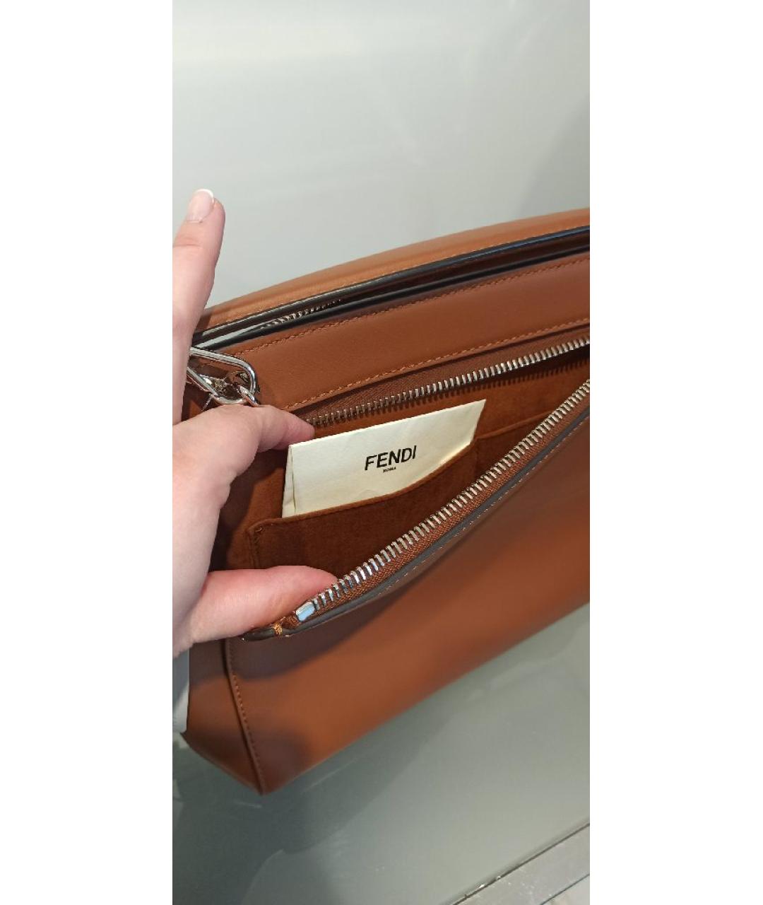 FENDI Коричневая кожаная сумка с короткими ручками, фото 7