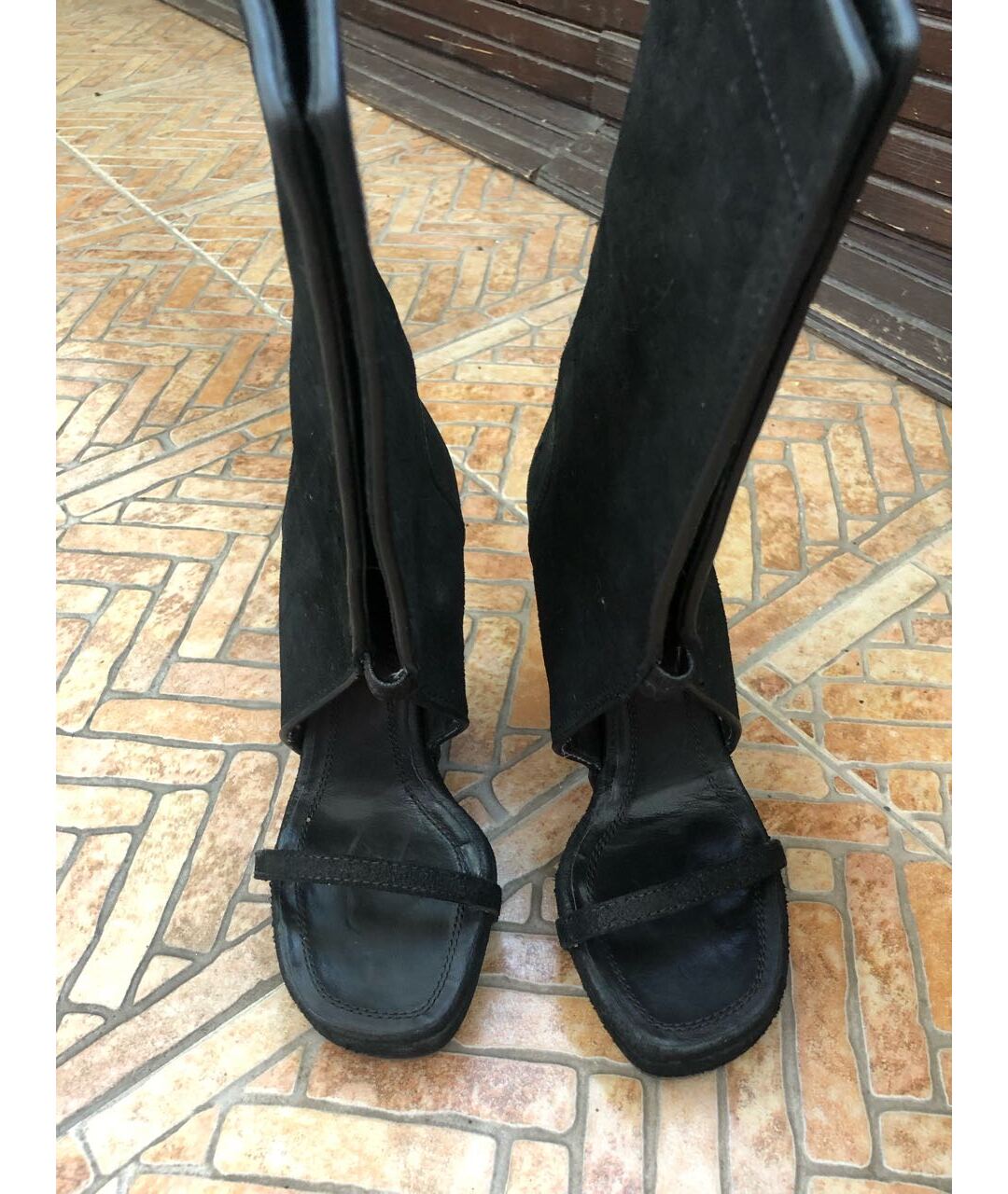 RICK OWENS Черные нубуковые босоножки, фото 3