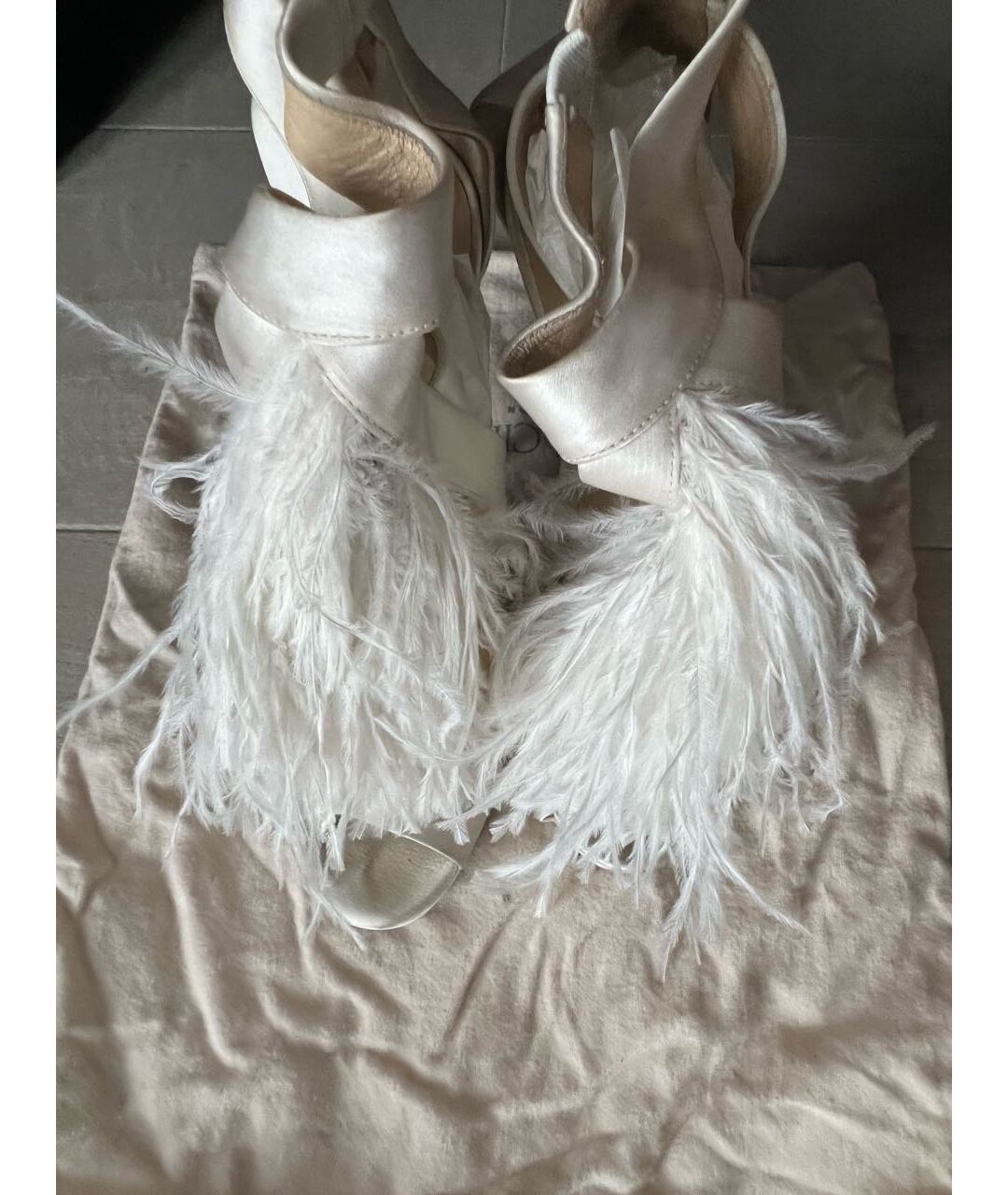 JIMMY CHOO Белые свадебные туфли на высоком каблуке, фото 3