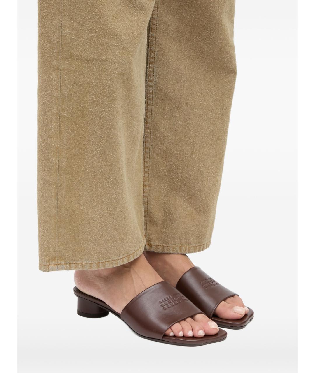 MM6 MAISON MARGIELA Коричневые кожаные мюли, фото 2