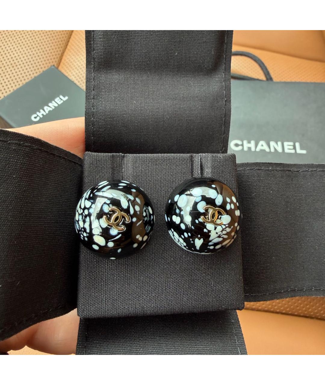 CHANEL Черные металлические серьги, фото 4