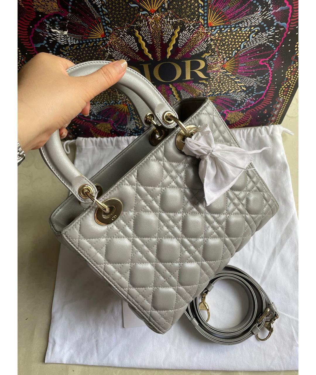 CHRISTIAN DIOR Серая кожаная сумка с короткими ручками, фото 2