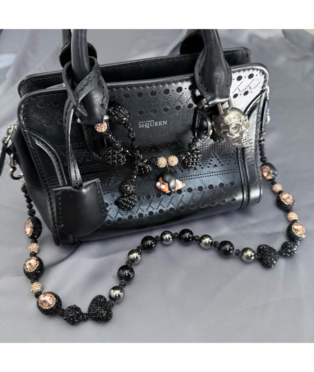 ALEXANDER MCQUEEN Черная кожаная сумка с короткими ручками, фото 2