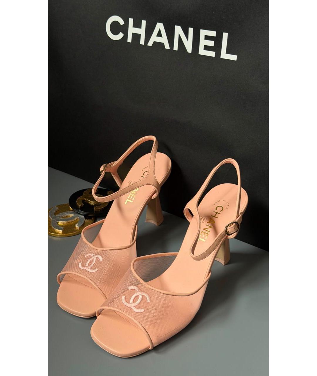 CHANEL Бежевые текстильные босоножки, фото 2