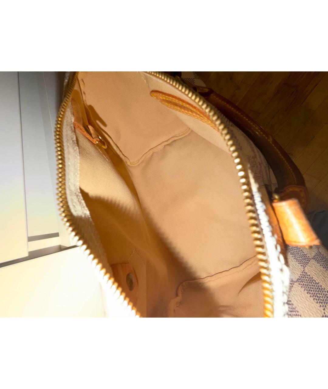LOUIS VUITTON Бежевая кожаная сумка с короткими ручками, фото 4