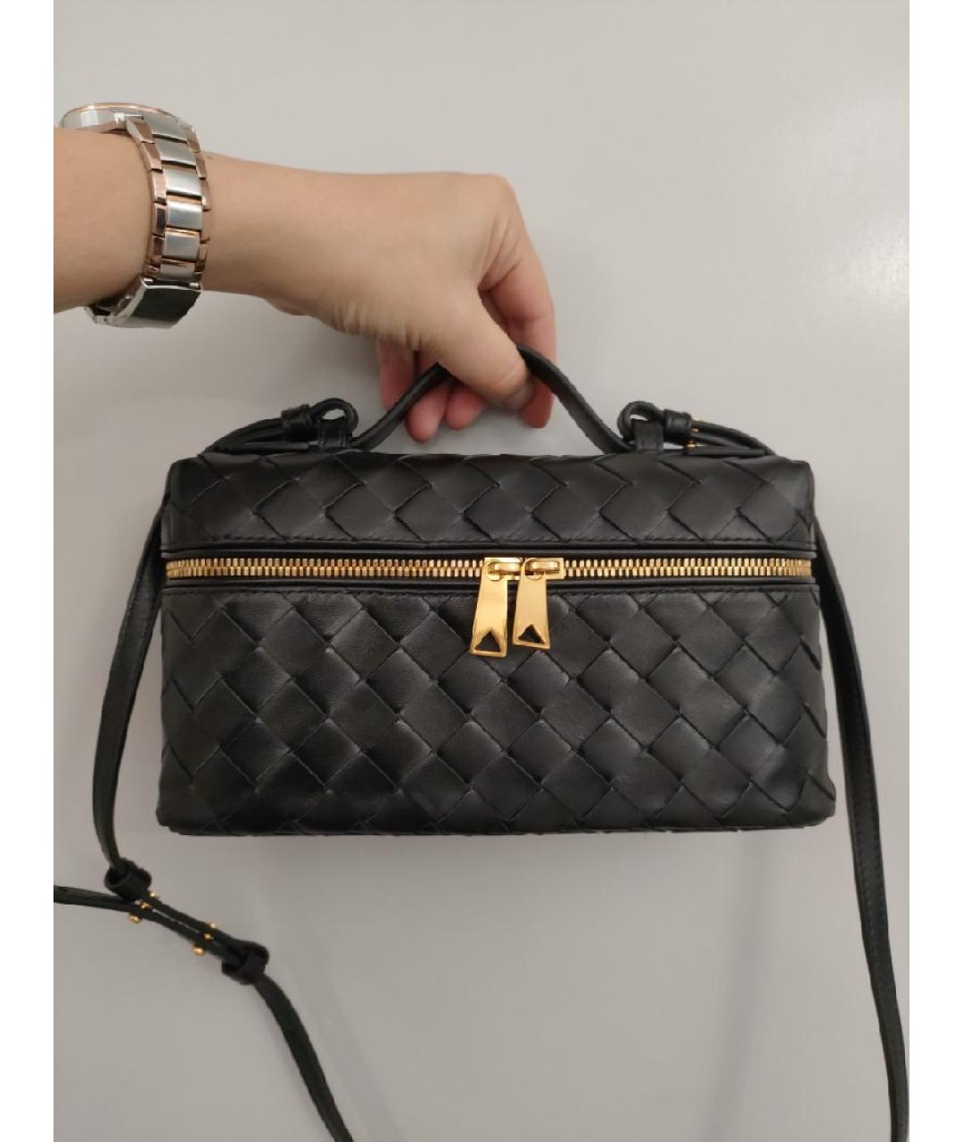 BOTTEGA VENETA Черная кожаная сумка через плечо, фото 5