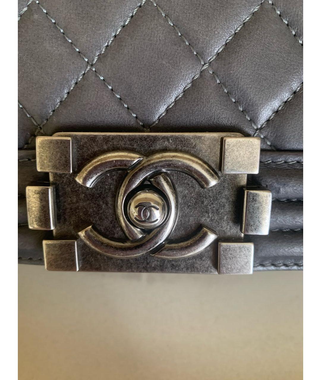 CHANEL Серая кожаная сумка через плечо, фото 4