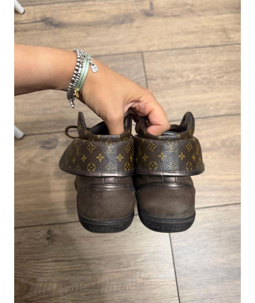 LOUIS VUITTON Коричневые кожаные кроссовки, фото 4