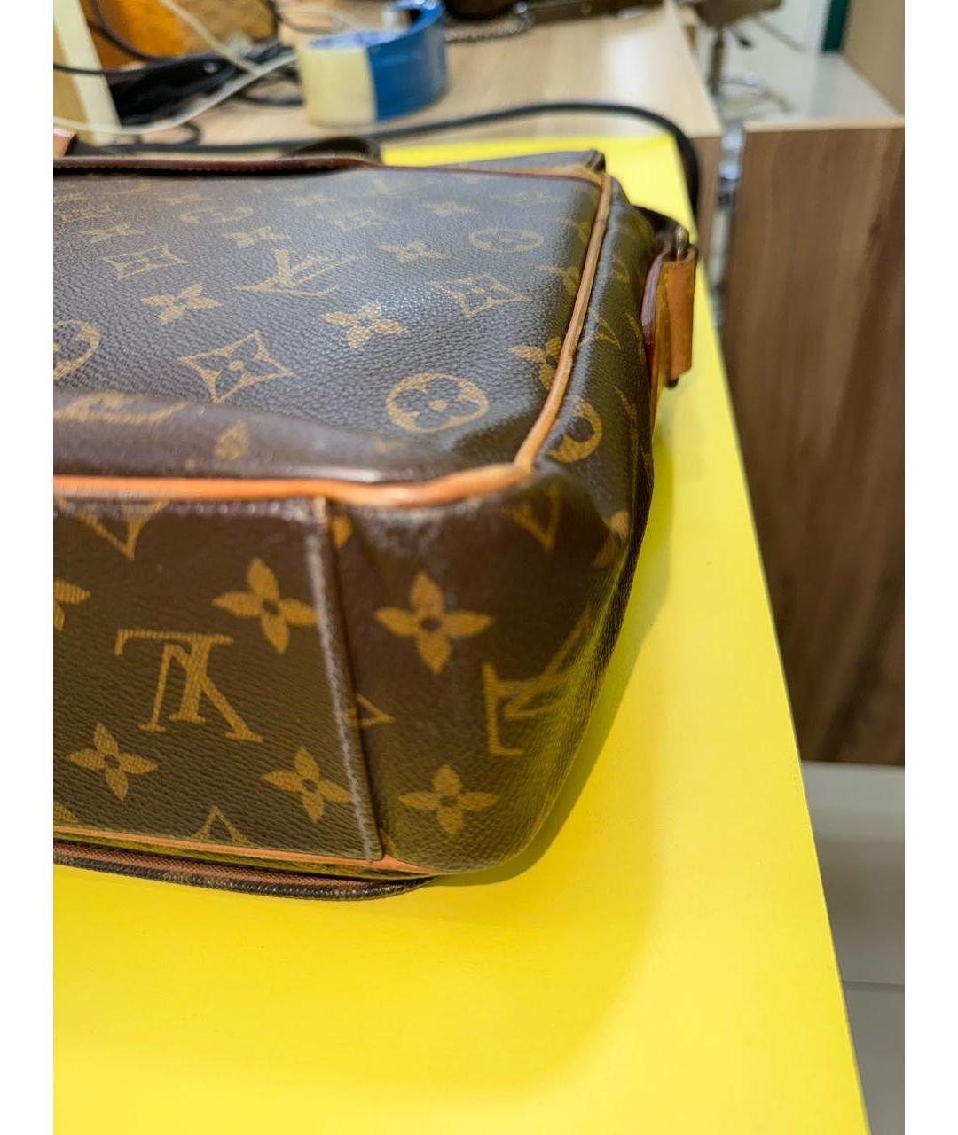 LOUIS VUITTON Коричневая канва сумка на плечо, фото 4