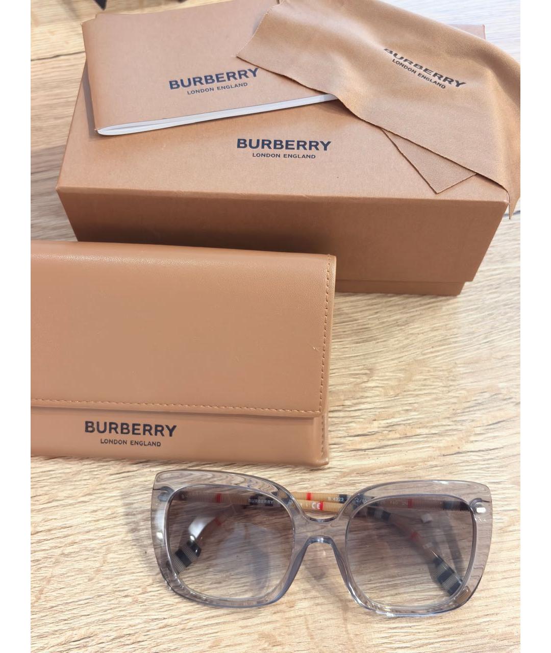 BURBERRY Серые пластиковые солнцезащитные очки, фото 4