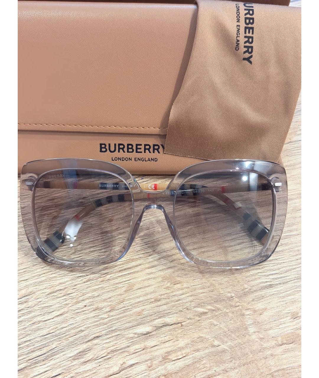 BURBERRY Серые пластиковые солнцезащитные очки, фото 8