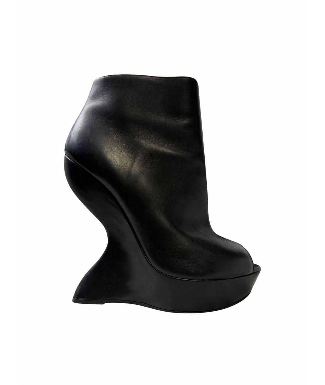 ALEXANDER MCQUEEN Черные кожаные ботильоны, фото 1