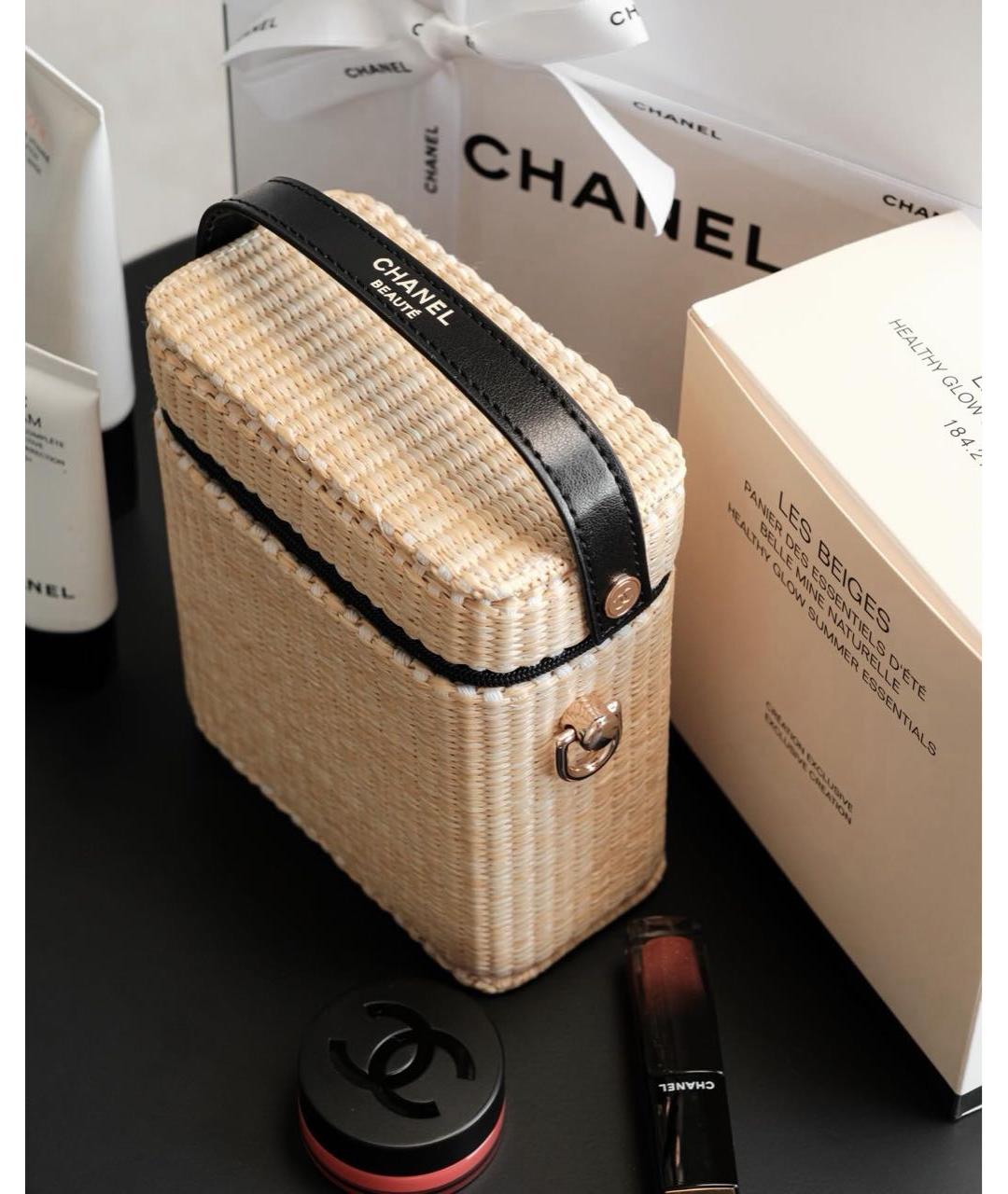 CHANEL BEAUTY Бежевая рафия косметичка, фото 2