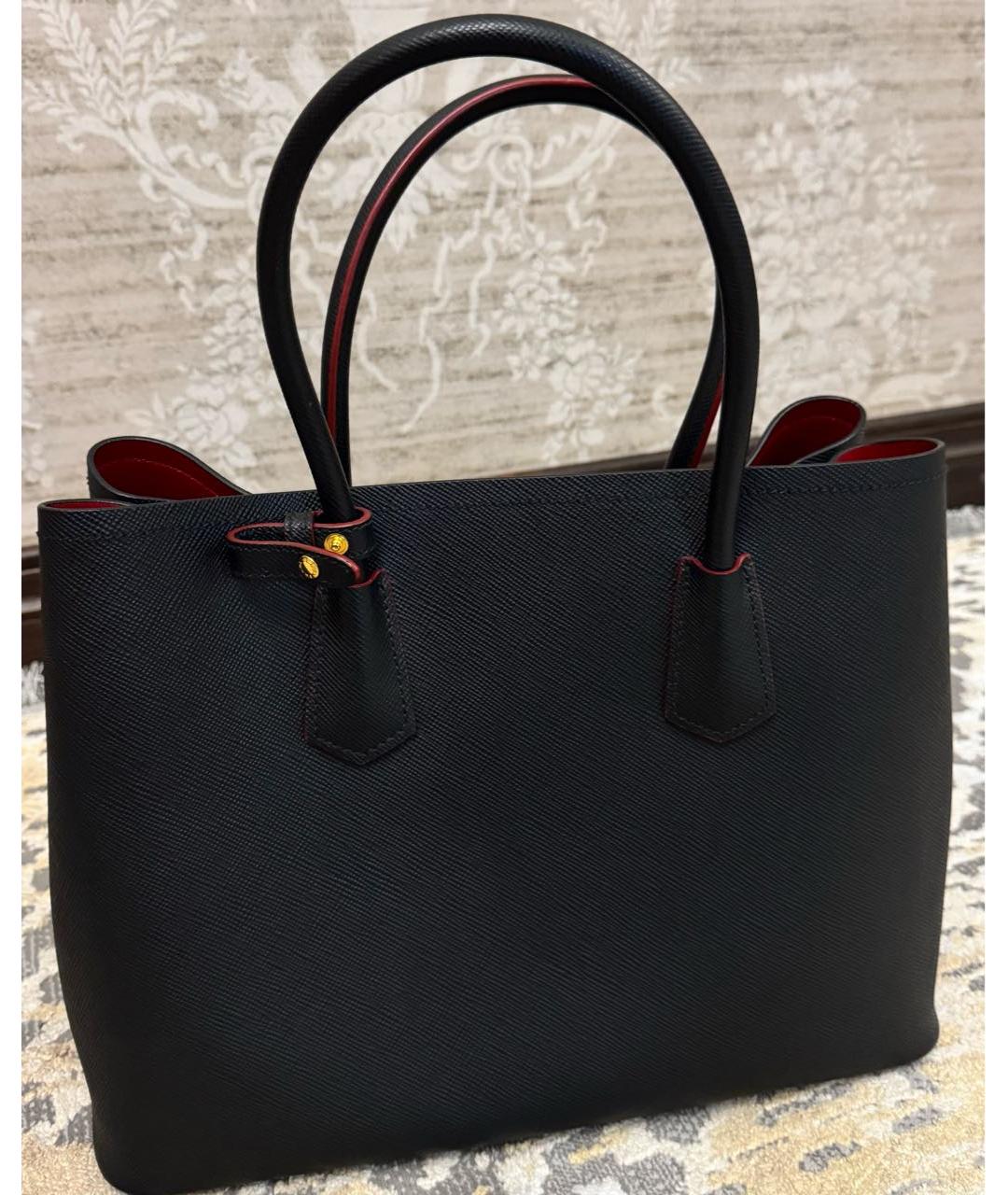 PRADA Черная кожаная сумка с короткими ручками, фото 3