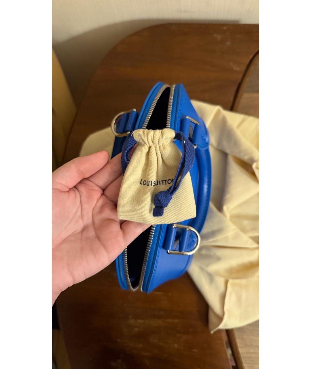 LOUIS VUITTON Синяя кожаная сумка с короткими ручками, фото 5