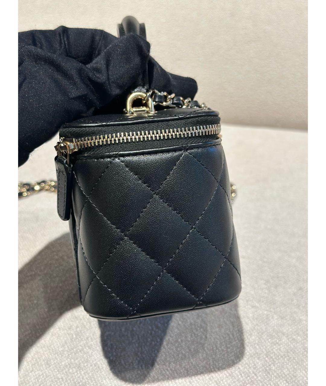CHANEL Черная кожаная сумка с короткими ручками, фото 4