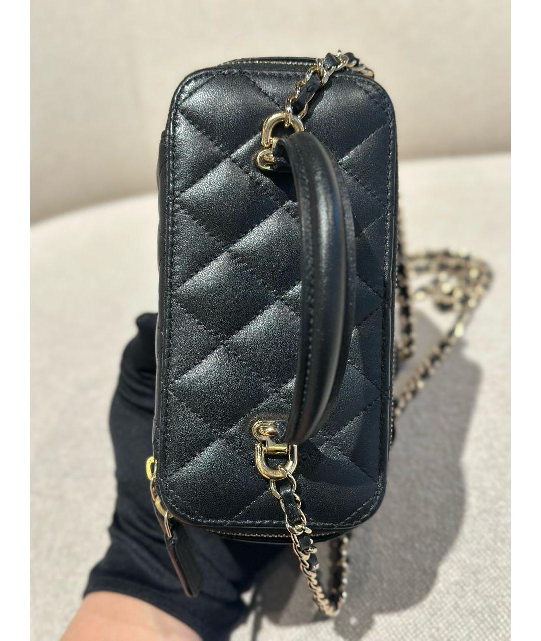 CHANEL Черная кожаная сумка с короткими ручками, фото 5
