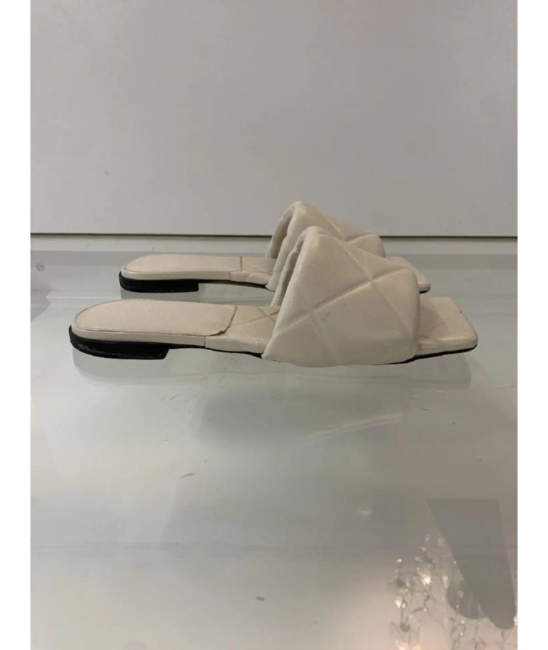 BOTTEGA VENETA Белые кожаные шлепанцы, фото 8