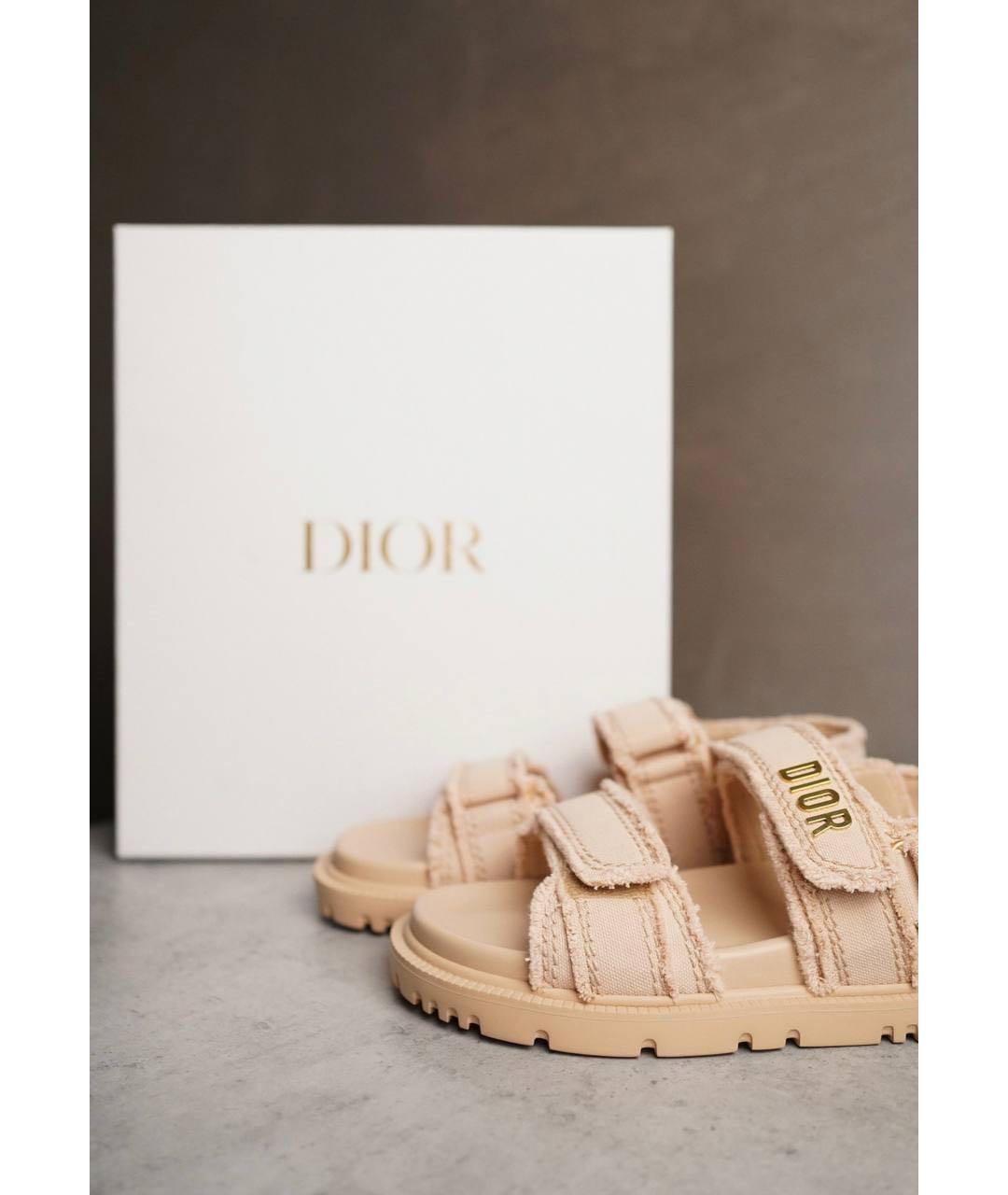 CHRISTIAN DIOR Бежевые текстильные сандалии, фото 2