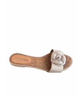 CHANEL Шлепанцы