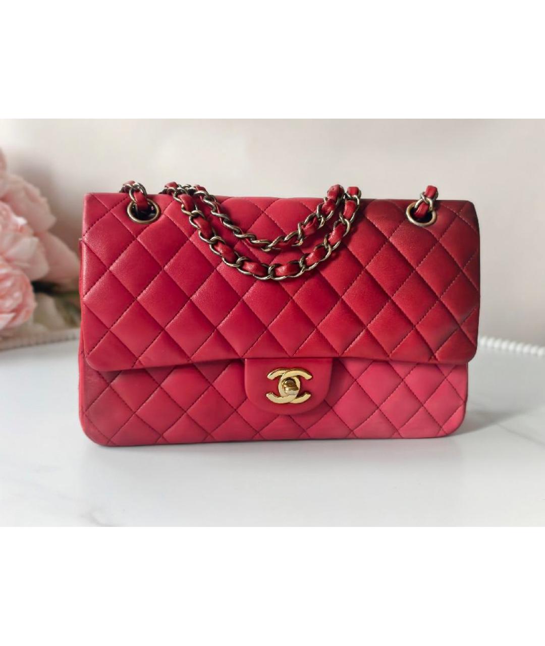CHANEL Красная кожаная сумка с короткими ручками, фото 2