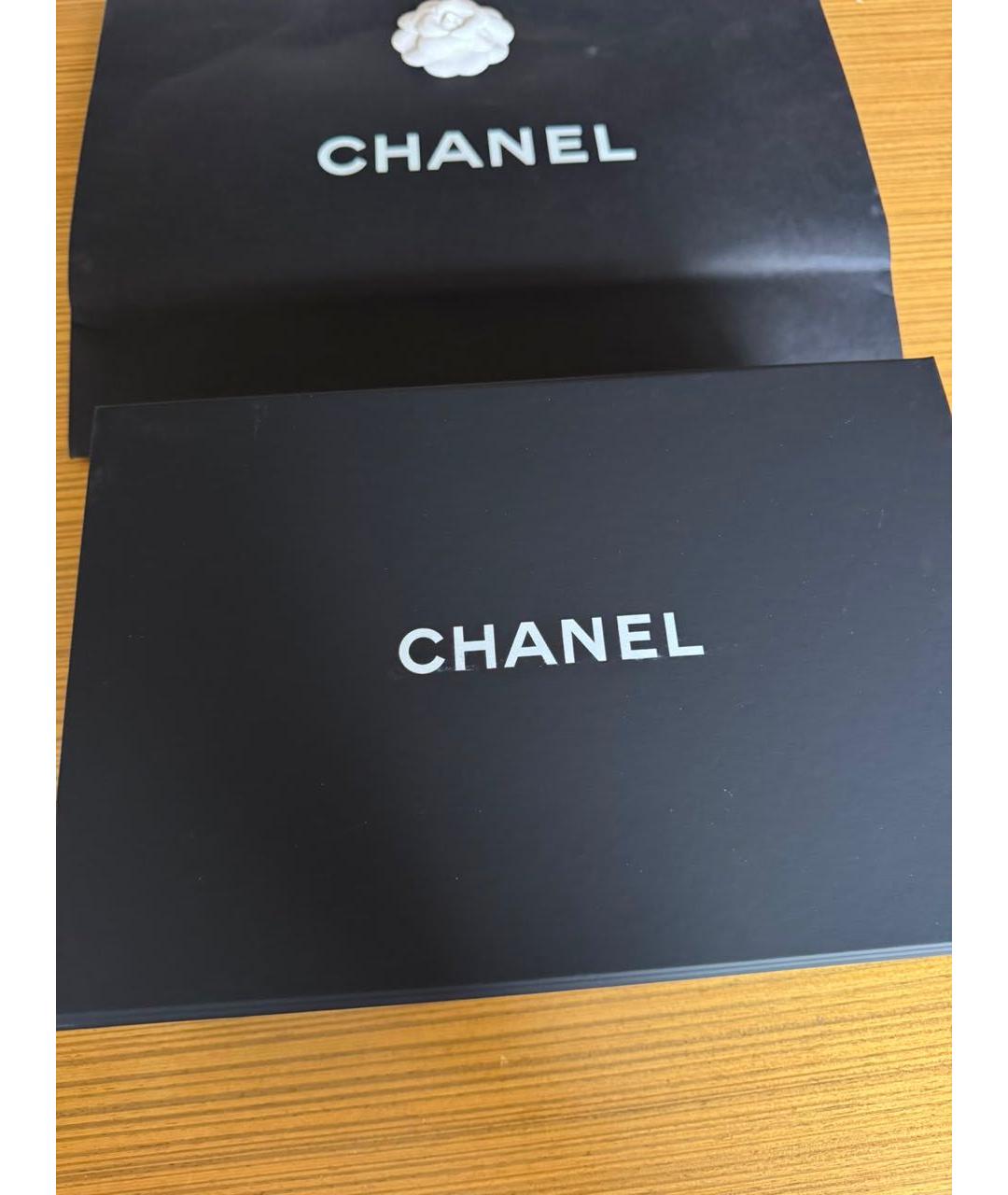 CHANEL Белая кожаная сумка с короткими ручками, фото 7