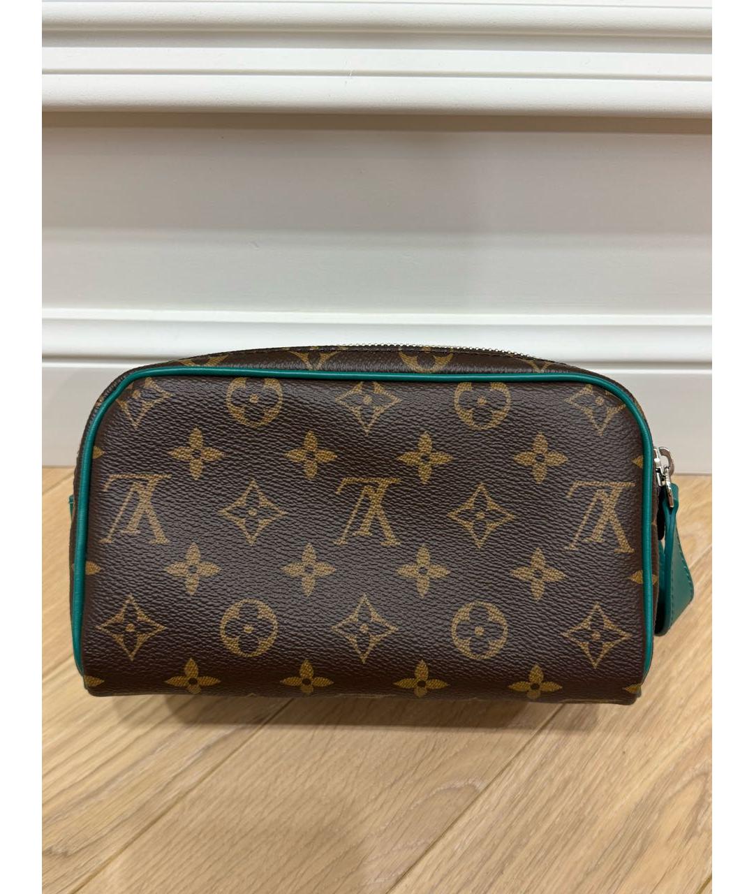 LOUIS VUITTON Коричневая канва косметичка, фото 9