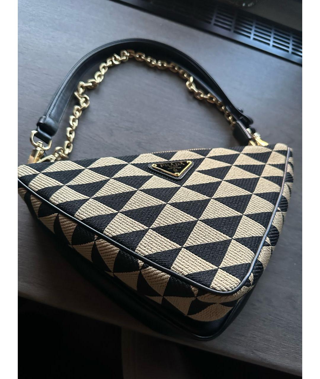PRADA Горчичная жаккардовая сумка с короткими ручками, фото 6