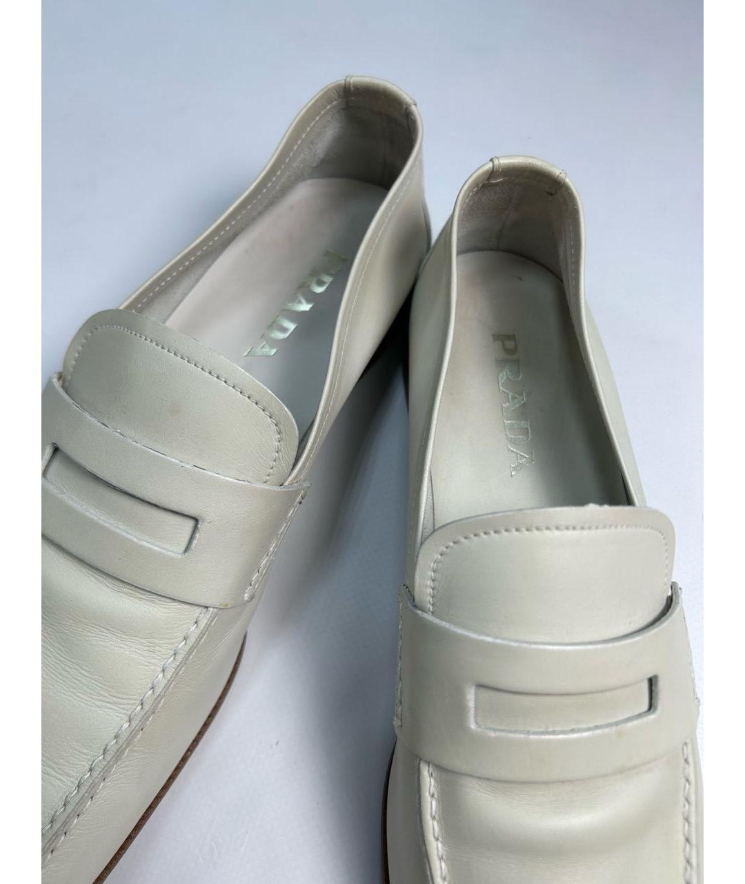 PRADA Белые кожаные лоферы, фото 3