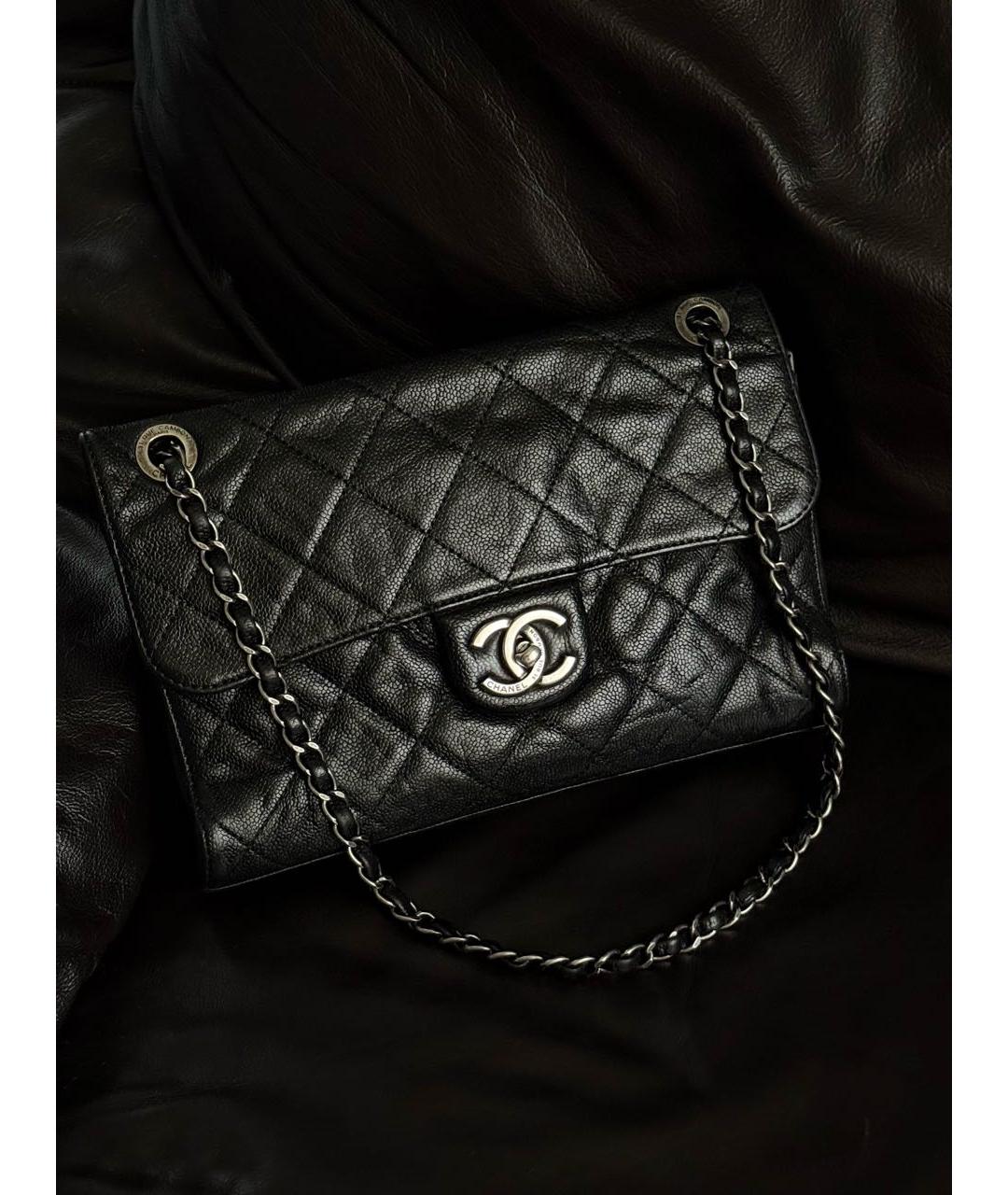 CHANEL Черная кожаная сумка через плечо, фото 2