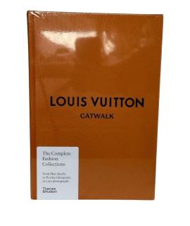 LOUIS VUITTON Книга