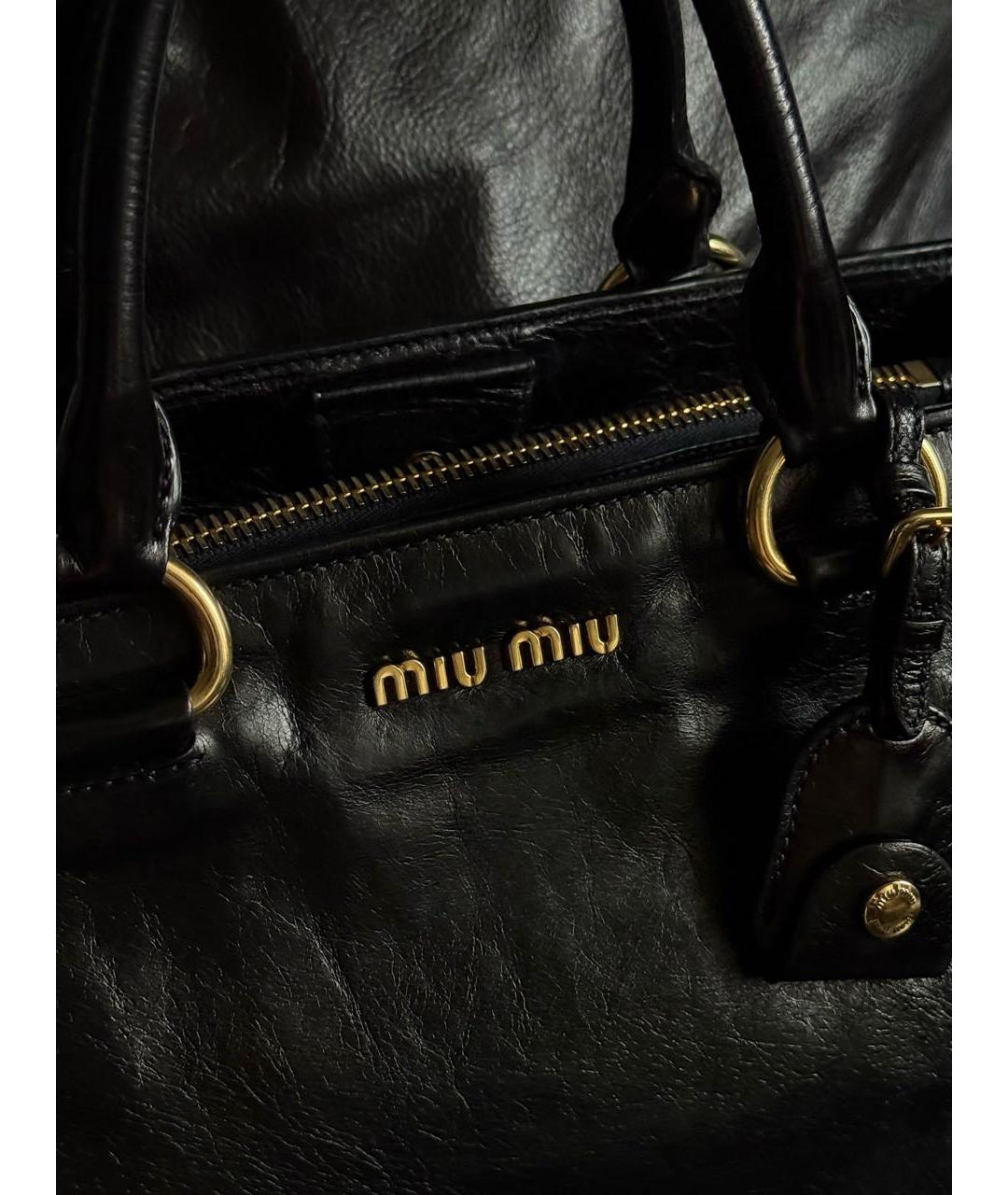 MIU MIU Черная кожаная сумка через плечо, фото 3