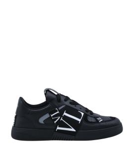 VALENTINO Низкие кроссовки / кеды