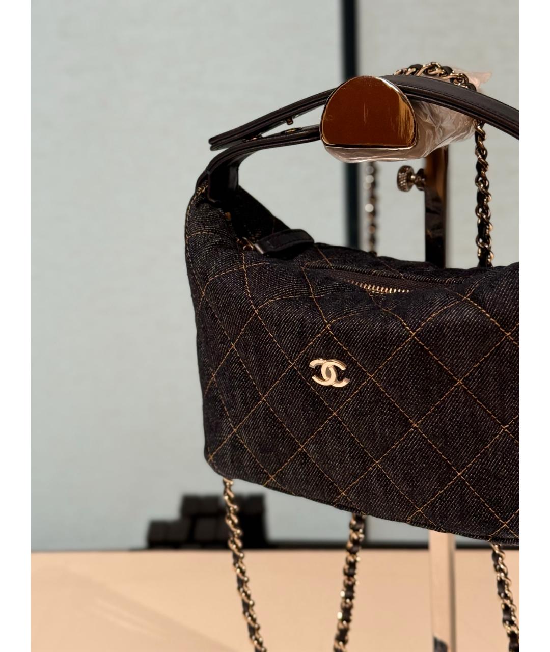 CHANEL Темно-синяя деним сумка с короткими ручками, фото 3