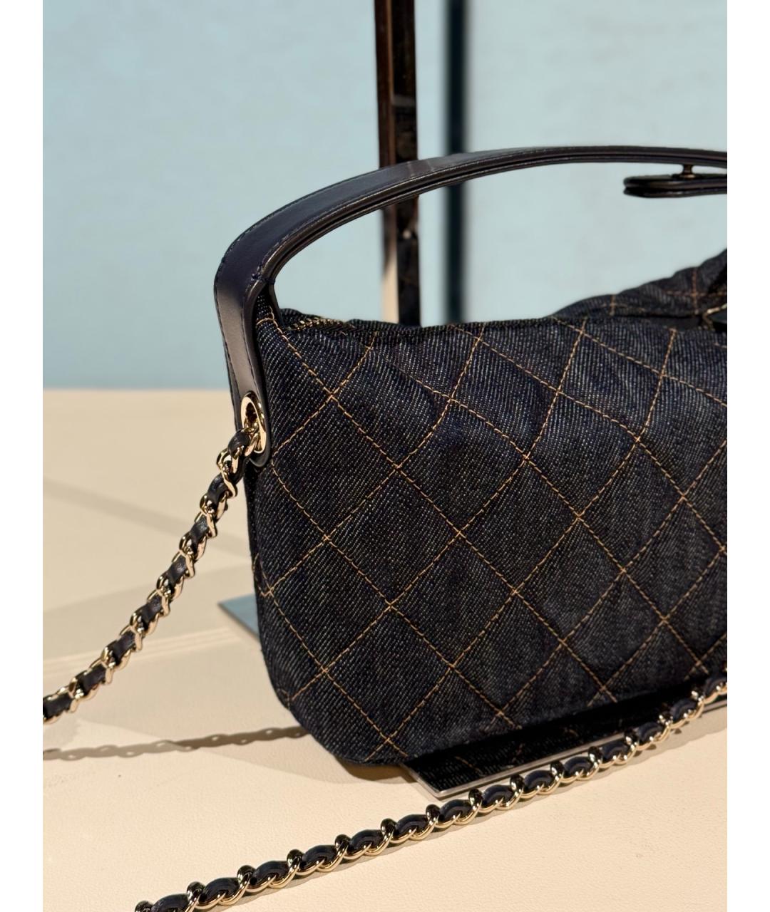 CHANEL Темно-синяя деним сумка с короткими ручками, фото 6