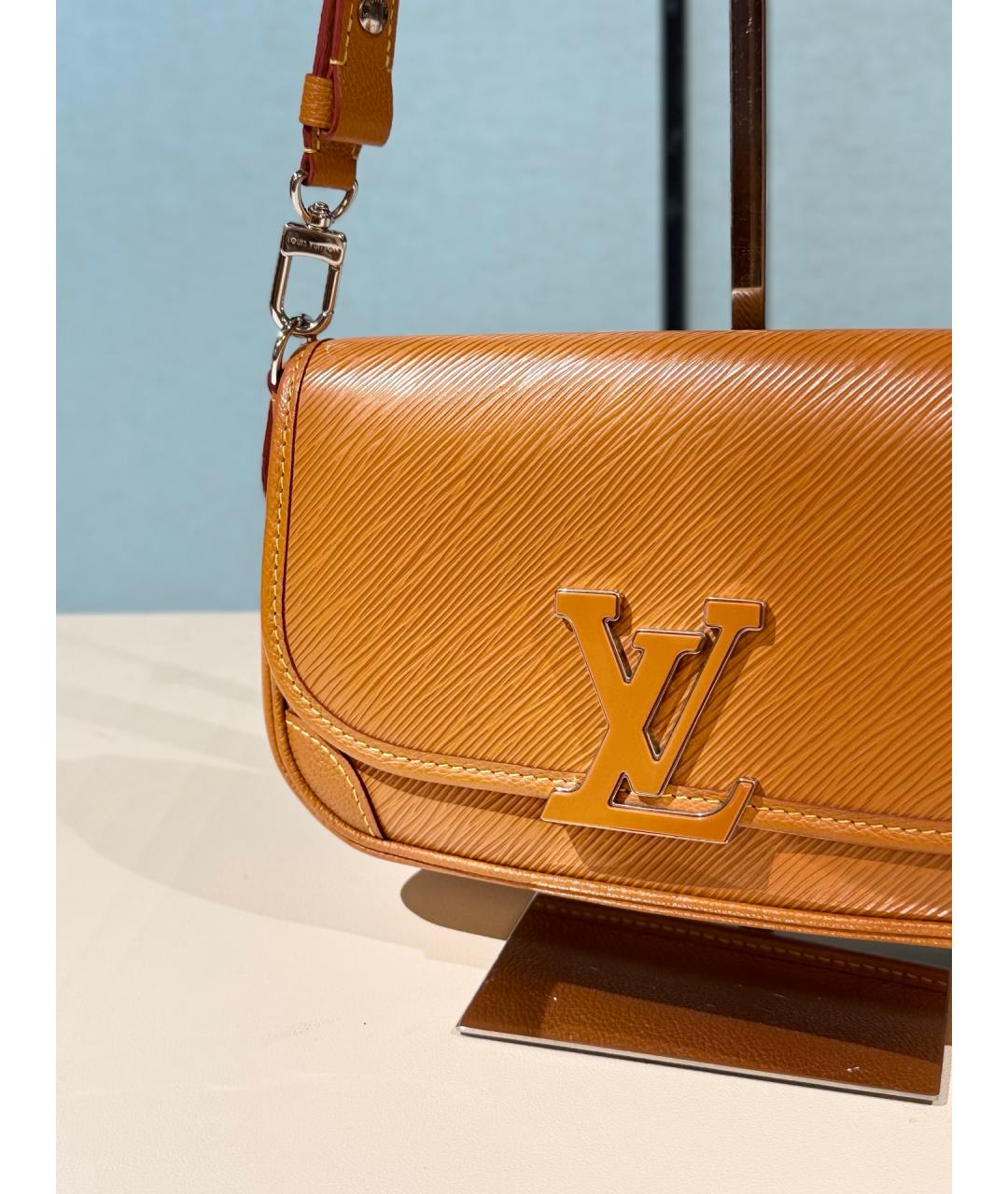 LOUIS VUITTON Коричневая кожаная сумка через плечо, фото 4
