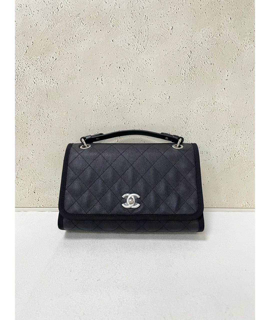 CHANEL Черная кожаная сумка с короткими ручками, фото 7